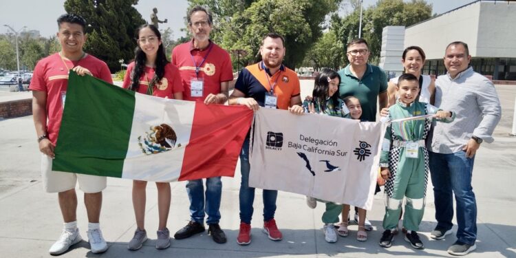 ESTUDIANTES SUDCALIFORNIANOS INICIAN PARTICIPACIÓN EN INFOMATRIX IBEROAMÉRICA 