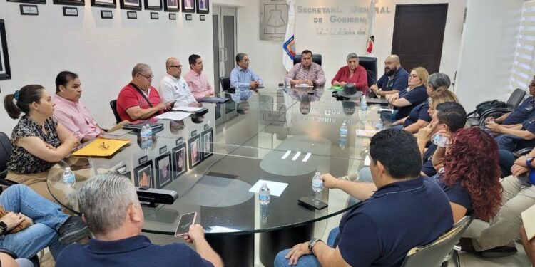 MANTIENE GOBIERNO DE BCS MESA DE DIÁLOGO CON REPRESENTANTES DEL SINDICATO DE BACHILLERES 