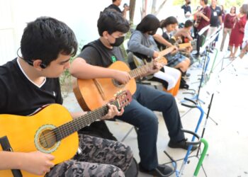 PROMUEVE SEDIF BCS CURSOS EN CENTROS DE DESARROLLO COMUNITARIO