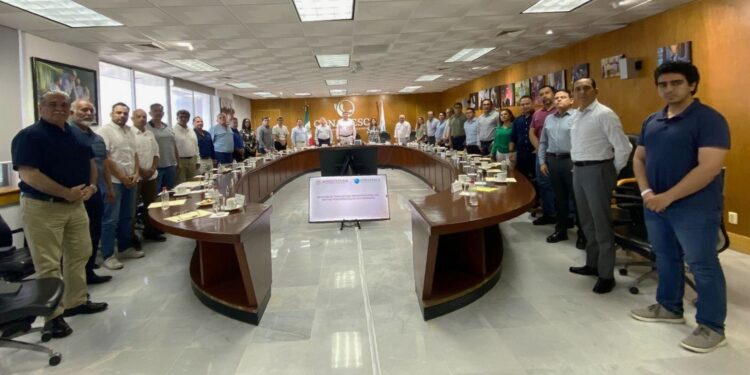 GOBIERNO Y CONAPESCA IMPLEMENTAN ESTRATEGIAS PARA PROTEGER A PRODUCTOS MARINOS