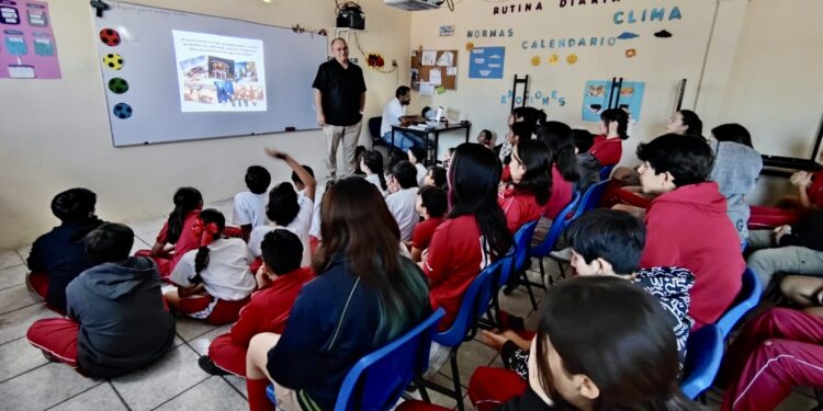 IMPARTE SETUE TALLERES DE CULTURA TURÍSTICA EN ESCUELAS PRIMARIAS