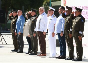 ENCABEZAN GOBIERNO DE BCS Y SEDENA, CONMEMORACIÓN DEL 162 ANIVERSARIO DE LA BATALLA DE PUEBLA