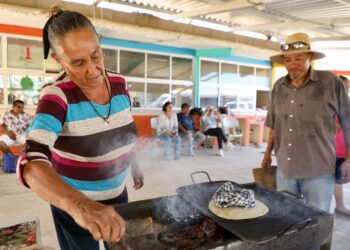 Se llevó a cabo la primera edición del Tianguis Regional de Los Planes