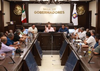 ACUERDAN GOBIERNO DE BCS Y TRANSPORTISTAS DE LOS CABOS, ACCIONES PARA MEJORAR MOVILIDAD Y SERVICIO