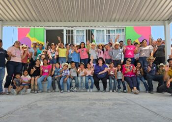 ASISTEN ESPECIALISTAS MULTIGRADO A PRIMARIA EN LA COMUNIDAD DE LA PALMILLA