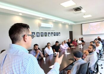REALIZAN DIF ESTATAL Y SETUE CAPACITACIÓN SOBRE PATERNIDADES