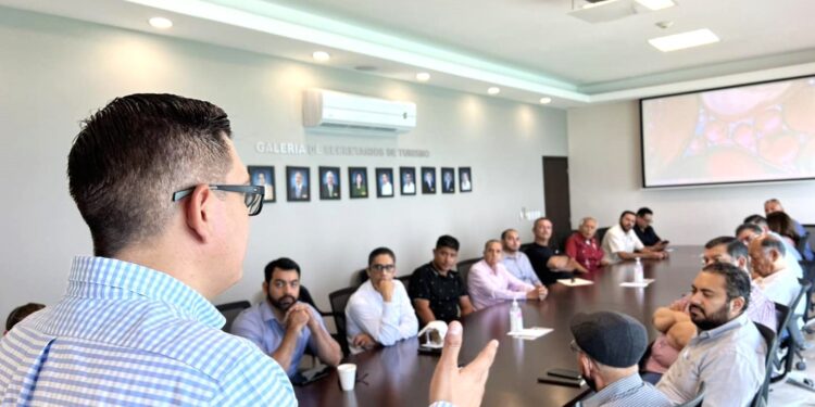 REALIZAN DIF ESTATAL Y SETUE CAPACITACIÓN SOBRE PATERNIDADES