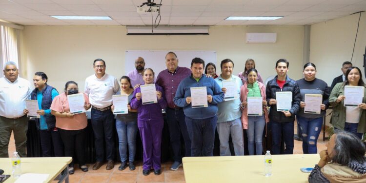 GOBIERNO DE BCS OTORGA INCLUSIÓN LABORAL DE PERSONAS CON DISCAPACIDAD EN MULEGÉ