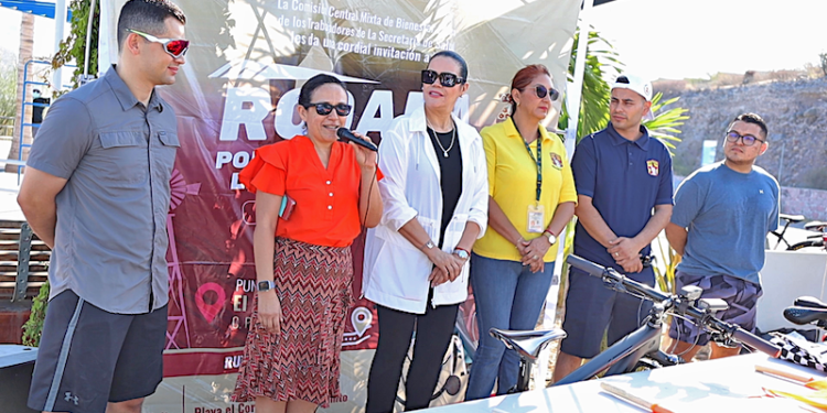 PROMUEVEN ACTIVACIÓN FÍSICA ENTRE PERSONAL DE SALUD