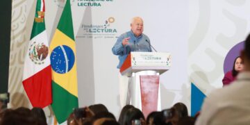 PARTICIPA GOBERNADOR VMCC EN “FANDANGO POR LA LECTURA” JUNTO A BEATRIZ GUTIÉRREZ MÜLLER