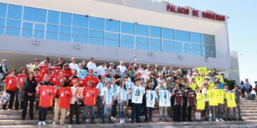 ENTREGA GOBERNADOR VMCC, UNIFORMES A PARTICIPANTES DE LA SEGUNDA COPA PAZÍFICA DE FÚTBOL