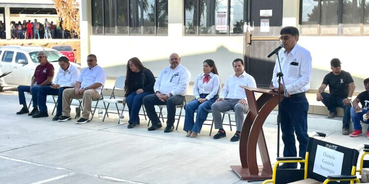 El presidente municipal Oscar Leggs Castro anunció que con el objetivo de regularizar el servicio de recolección de basura se efectuará la contratación de nuevos camiones