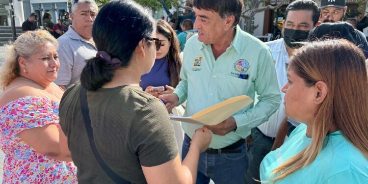Con relación a las personas que han sido dadas de baja de la Administración Pública Municipal, el alcalde de Los Cabos Oscar Leggs Castro, lanzó un enérgico mensaje