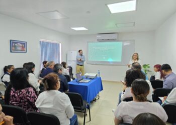 Implementarán brigadas casa por casa para identificar casos febriles y proporcionar la información y atención médica oportuna.