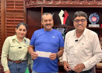 A casi tres meses de concluirse el actual Gobierno, la mañana de este martes, en el despacho del presidente municipal Oscar Leggs Castro