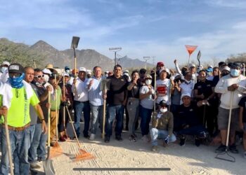 GOBIERNO ESTATAL CONTINÚA CON JORNADAS DE LIMPIEZA Y DESAZOLVE DE ARROYOS EN LOS CABOS