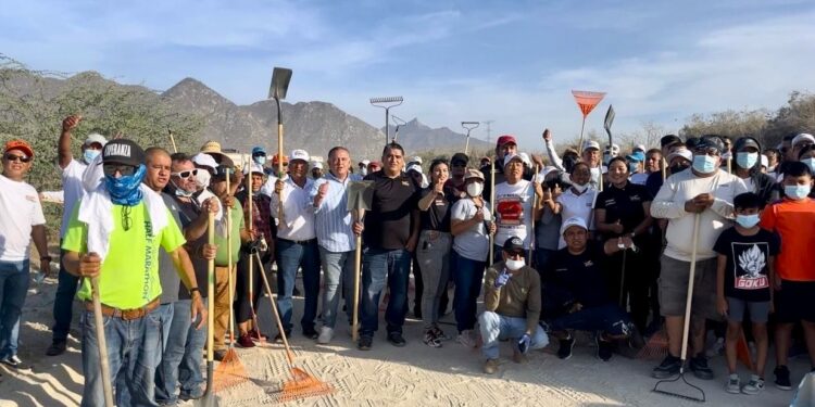 GOBIERNO ESTATAL CONTINÚA CON JORNADAS DE LIMPIEZA Y DESAZOLVE DE ARROYOS EN LOS CABOS