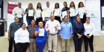 CONCLUYEN TALLERES SOBRE “CALIDAD Y CALIDEZ EN EL SERVIDOR PÚBLICO EN LOS CABOS