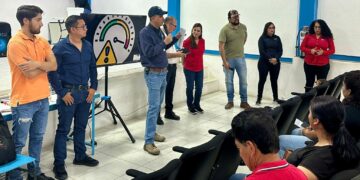 ACUICULTORES DE COMONDÚ RECIBEN CAPACITACIÓN SOBRE MANEJO DE BUENAS PRÁCTICAS