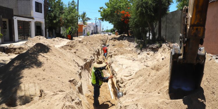 AVANZA PROGRAMA DE VIALIDADES DEL GOBIERNO DEL ESTADO