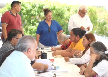 Habilita Ayuntamiento de La Paz ventanilla de solicitudes para apoyos sociales