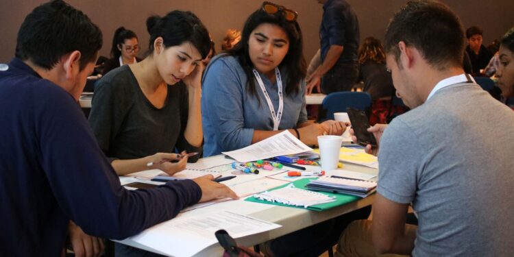 UABCS invita al diplomado “Economía estratégica y gestión de decisiones: navegando en el entorno innovador de los negocios”