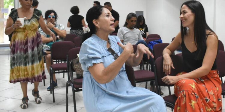 Avanza programa de reordenamiento de artesanos en La Paz