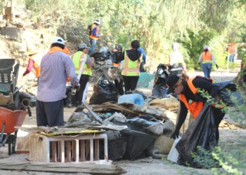 Es importante denunciar a quien se sorprenda tirando basura en arroyos o vía pública: SEPUM