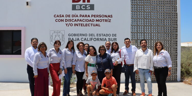 TRABAJA DIF BCS EN LA GESTIÓN DE APOYOS QUE IMPULSEN EL BIENESTAR DE LOS GRUPOS PRIORITARIOS