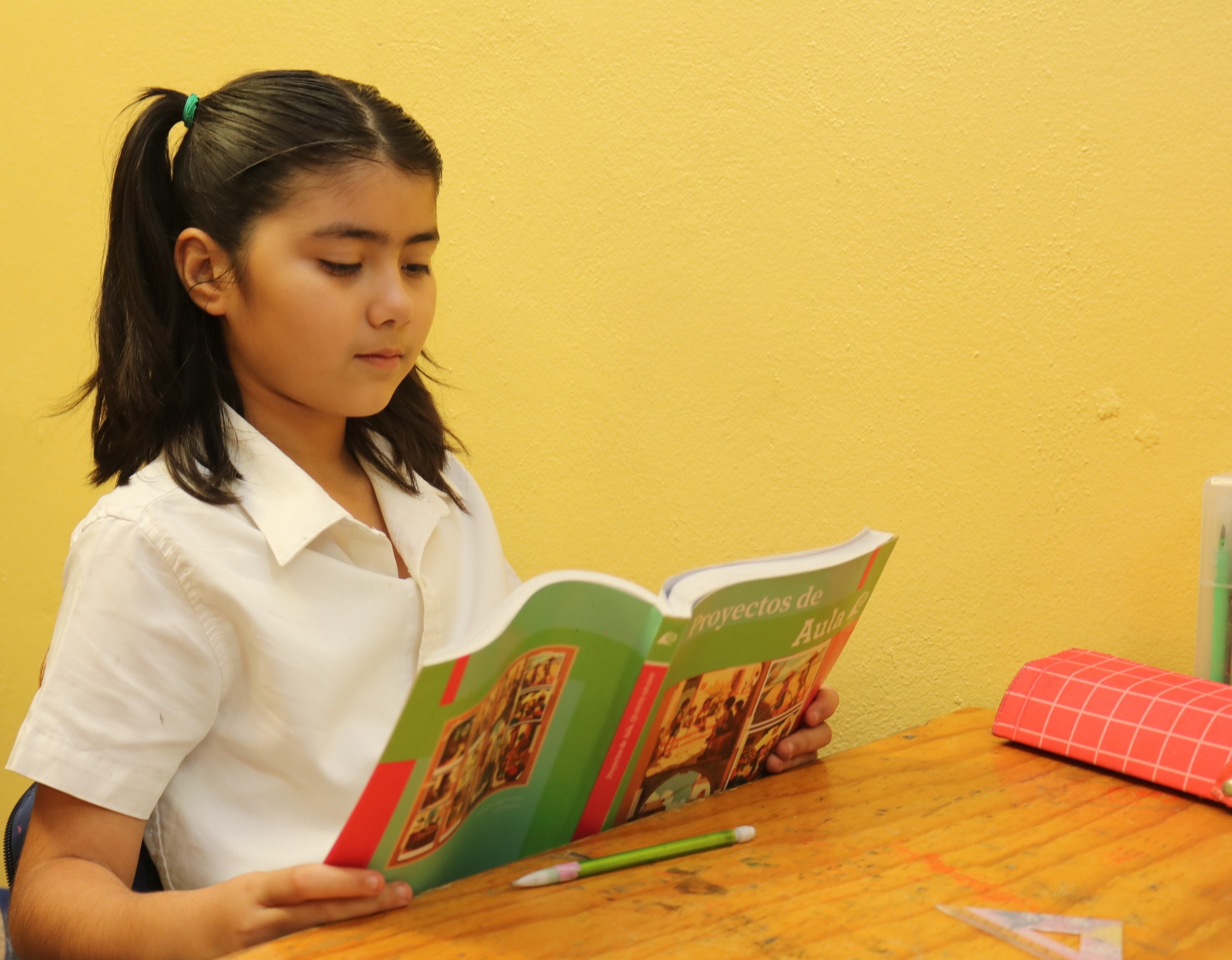 CULMINAN MÁS DE 39 MIL ALUMNOS DE NIVEL BÁSICO EN BCS EL CICLO ESCOLAR 2023-2024