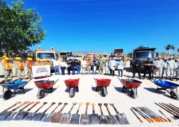 DAN INICIO A TRABAJOS DE LIMPIEZA Y DESAZOLVE DE ARROYOS EN LOS CABOS