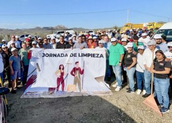 REALIZA GOBIERNO DE BCS Y SECTORES SOCIALES JORNADA DE LIMPIEZA EN LOS CABOS 