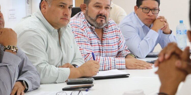 AVANZAN TRABAJOS DE LA MESA PERMANENTE DEL TRANSPORTE EN LOS CABOS