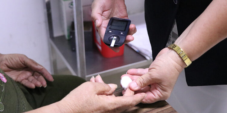 MEDIANTE JORNADA DE SALUD PÚBLICA INTENSIFICAN DETECCIÓN TEMPRANA DE ENFERMEDADES EN POBLACIÓN VULNERABLE