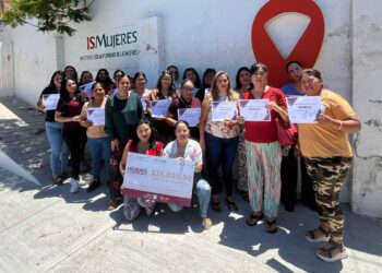 INICIA ENTREGA DE APOYOS DEL PROGRAMA CRÉDITOS A MUJERES EMPRENDEDORAS EN LA PAZ