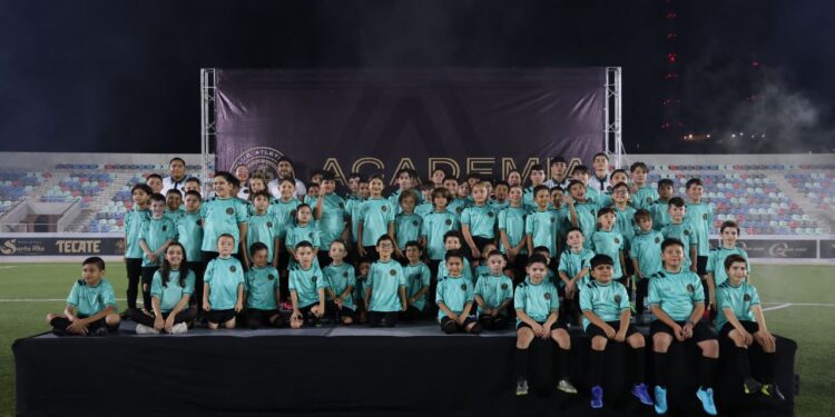 Academia Club Atlético La Paz arrancó sus actividades