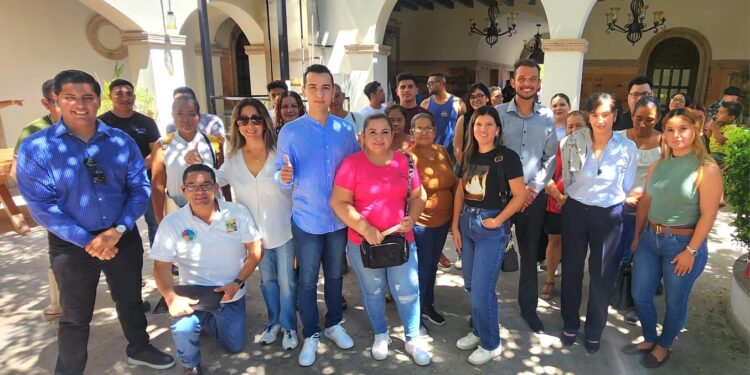 Entrega Gobierno de Los Cabos a través del programa “Impulso Económico” 36 apoyos a emprendedores del municipio