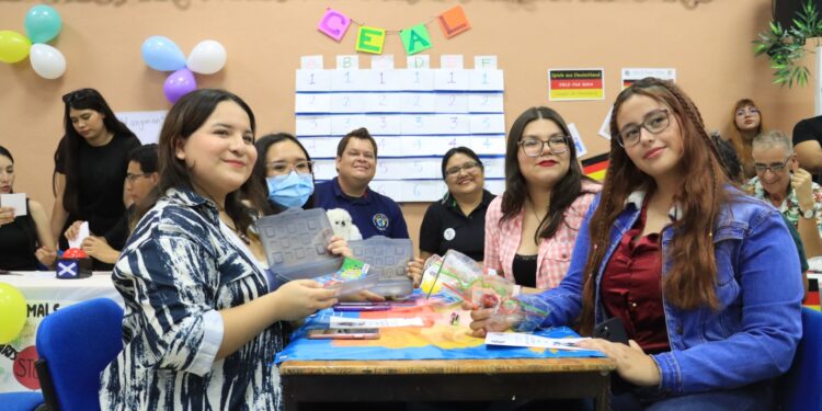 La UABCS celebra con éxito el DELE Fest para promover los servicios del Departamento de Lenguas Extranjeras