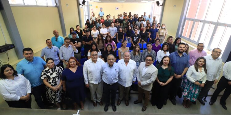 Presentan en la UABCS “Memorias de un Constituyente Sudcaliforniano” de Eligio Soto López 