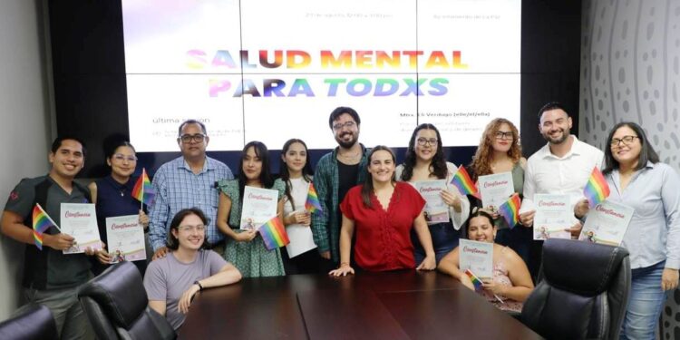 Concluye Diplomado de Salud Mental para Todxs impartido a psicólogos del programa Curadamente