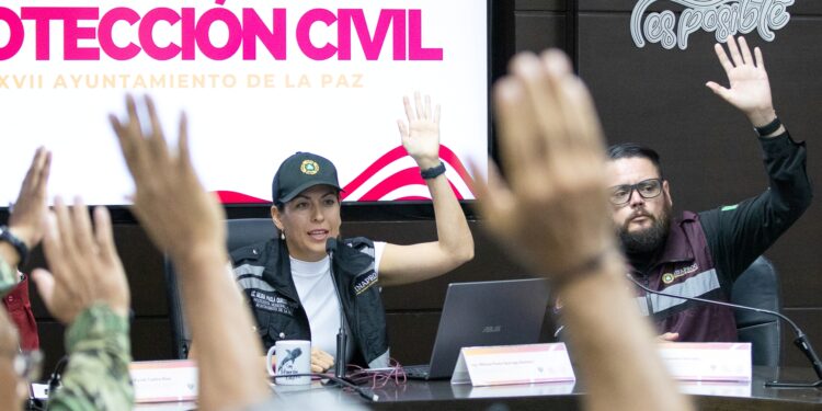 Continúa Ayuntamiento de La Paz en alerta ante cercanía de la tormenta tropical “Ileana”