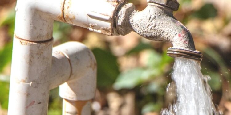 Cumple OOMSAPAS La Paz  con entrega de agua a 93 colonias de La Paz el 3 de septiembre