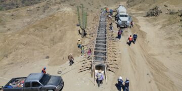 PARA OCTUBRE DEBE QUEDAR CULMINADA LA CARRETERA BAHÍA TORTUGAS-PUNTA EUGENIA: GOBERNADOR VÍCTOR MANUEL CASTRO COSÍO