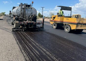50% DE AVANCE EN TRABAJOS DE REENCARPETADO DE LA CARRETERA CIUDAD INSURGENTES A ZARAGOZA