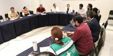 ACUERDAN MEDIDAS PARA FORTALECER LA ATENCIÓN EN UNIDADES MÉDICAS DE COMONDÚ