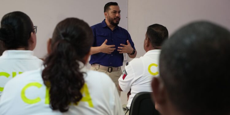 LLEVAN A CABO CURSO DE FORMACIÓN INICIAL PARA GUÍAS TÉCNICOS