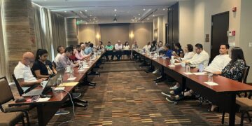 Se instala el nuevo Consejo Directivo de la Asociación de Empresas Hoteleras y Turísticas de La Paz (EMPRHOTUR), para el periodo 2024-2026
