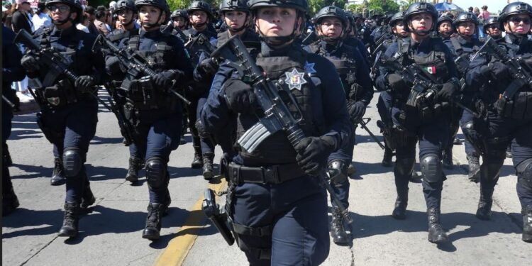 PARTICIPA SSPE EN DESFILE CÍVICO MILITAR DE LA INDEPENDENCIA DE MÉXICO