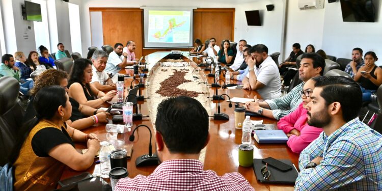 Preside alcalde Christian Agúndez la reunión de seguimiento a los avances del PDU 2040