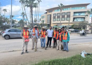 Refuerza Servicios Públicos el barrido manual y mecánico en el Centro de SJC